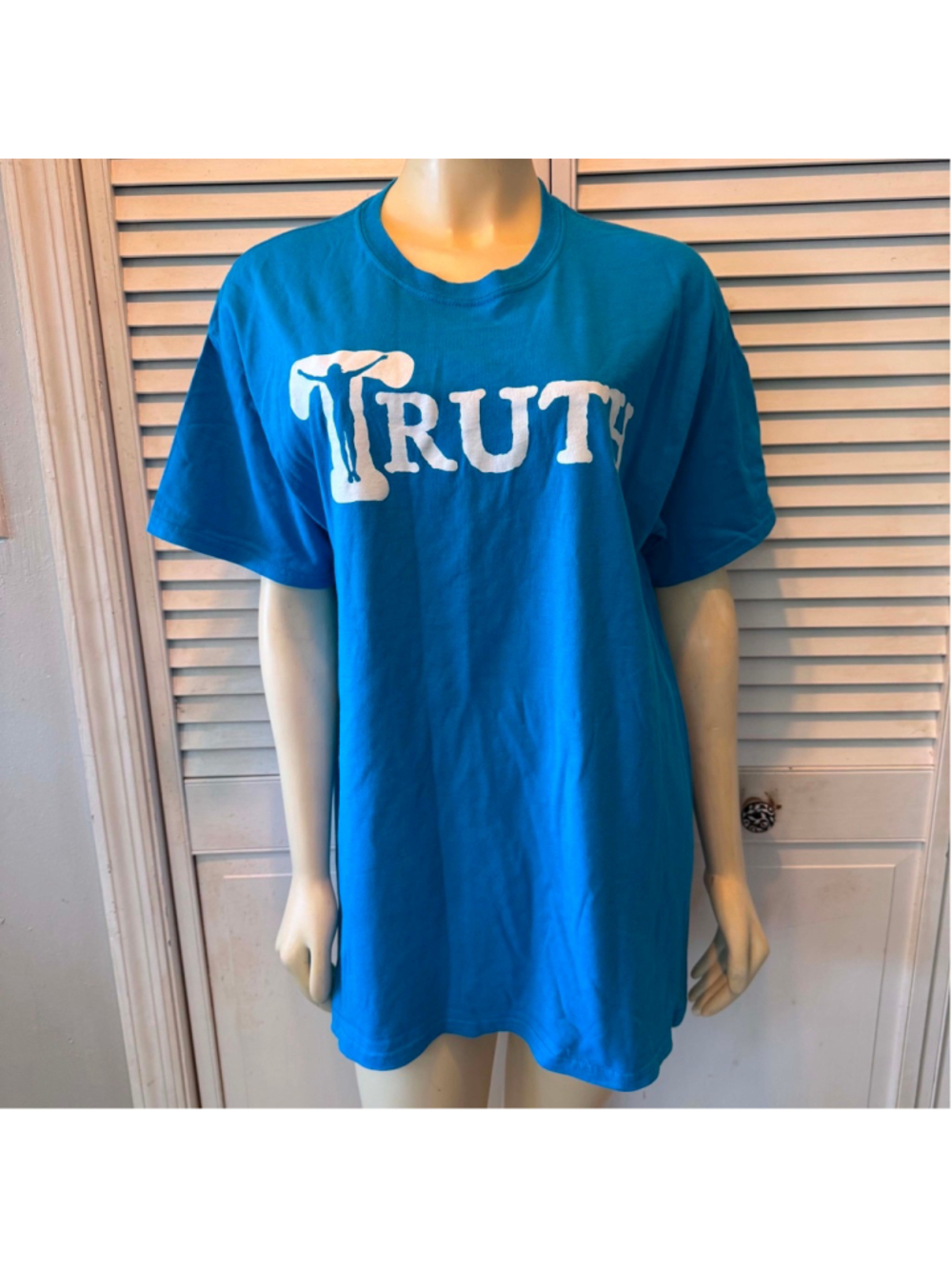 Men's Gildan Blue Truth Graphic Short Sleeve Tee L